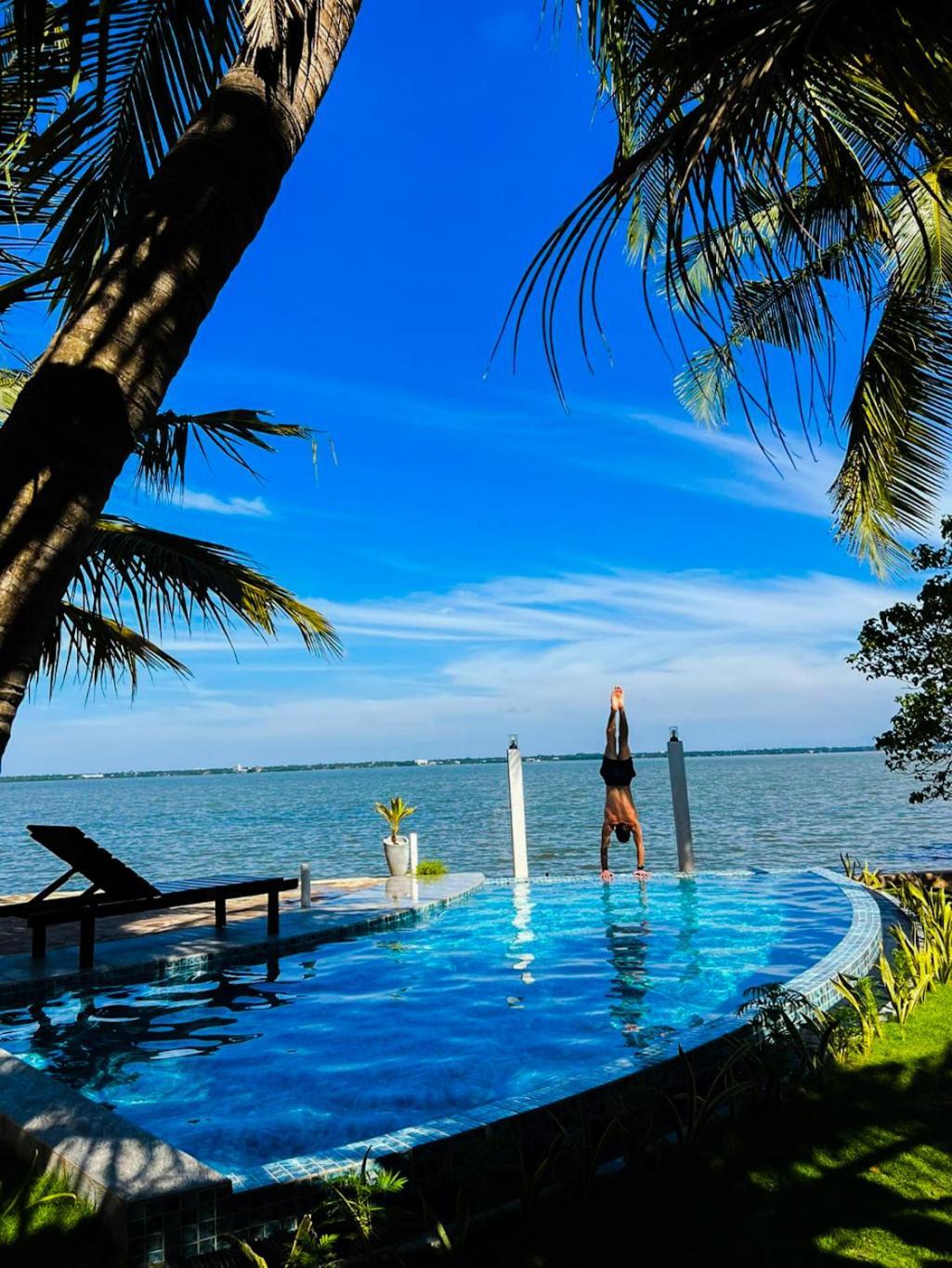 Hiru Lagoon Negombo Buitenkant foto